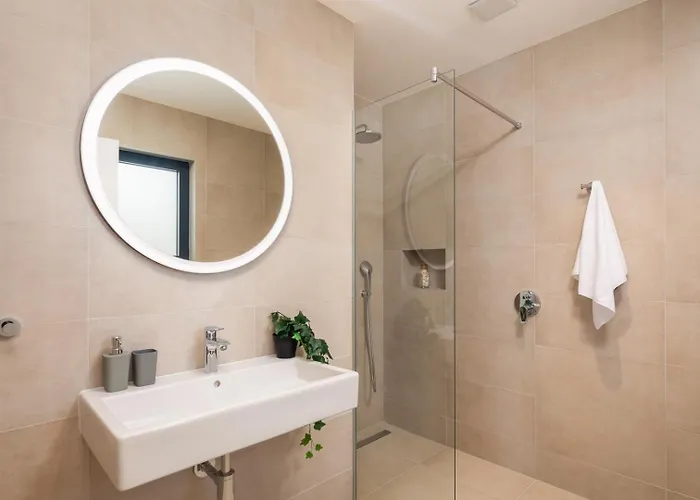 Old Olive Iv By Vivi Rent Villa Vodnjan