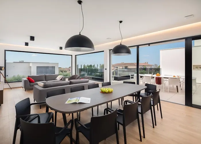 Old Olive Iv By Vivi Rent Villa *