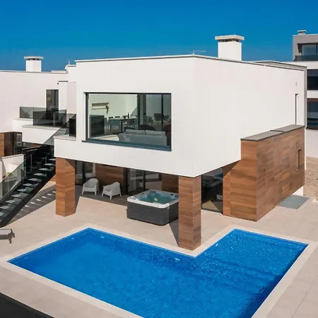 فيلة Old Olive Iv - Heated Pool - By Vivi Rent